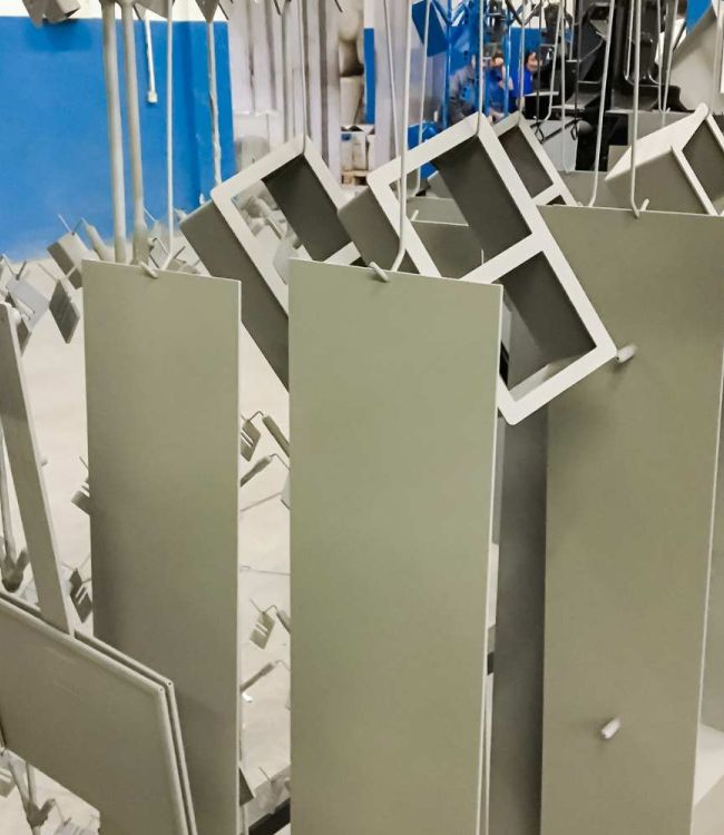 3 motive pentru care să alegi vopsirea eco-friendly 3 Vopsire in camp electrostatic